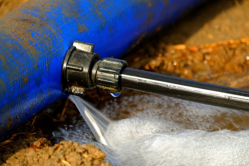 Fracture on the Water Supply Pipe